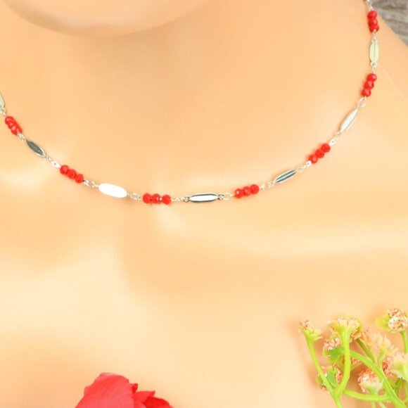 "Minimalist Necklace – Timeless, Elegant Jewelry for Her, MAR091126 - Picture 9 of 10